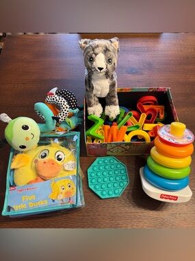 Bundle of Baby Items / Toys